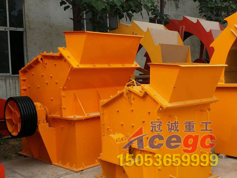 鵝卵石制砂機(jī)-河卵石制砂機(jī)-青石制砂機(jī)是同一款打砂機(jī)嗎?