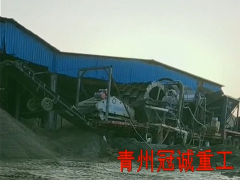 石粉洗沙機(jī)－洗石粉設(shè)備移動式還是固定式好？移動石粉洗砂機(jī)價格